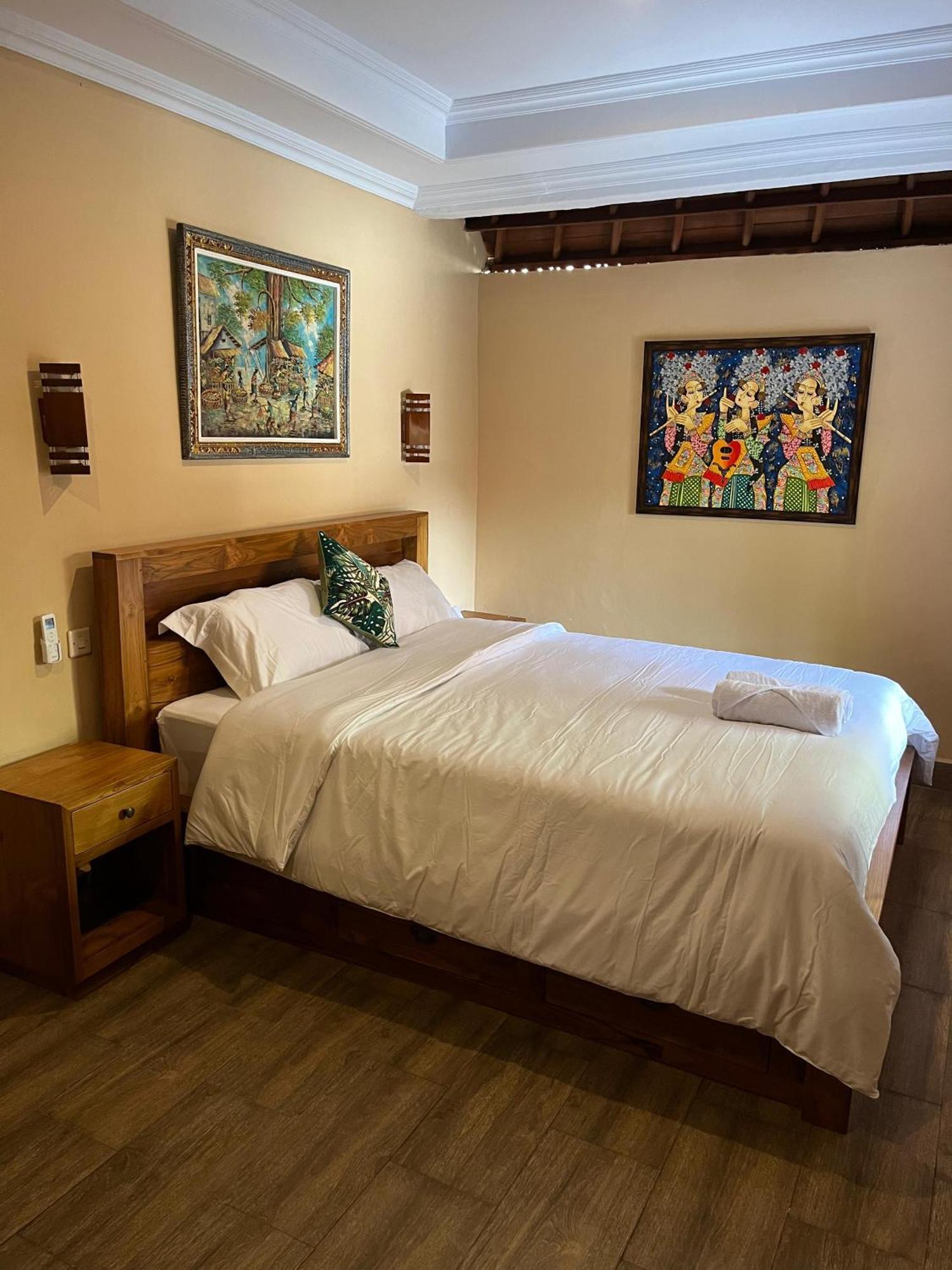 Privatunterkunft Ananda House *