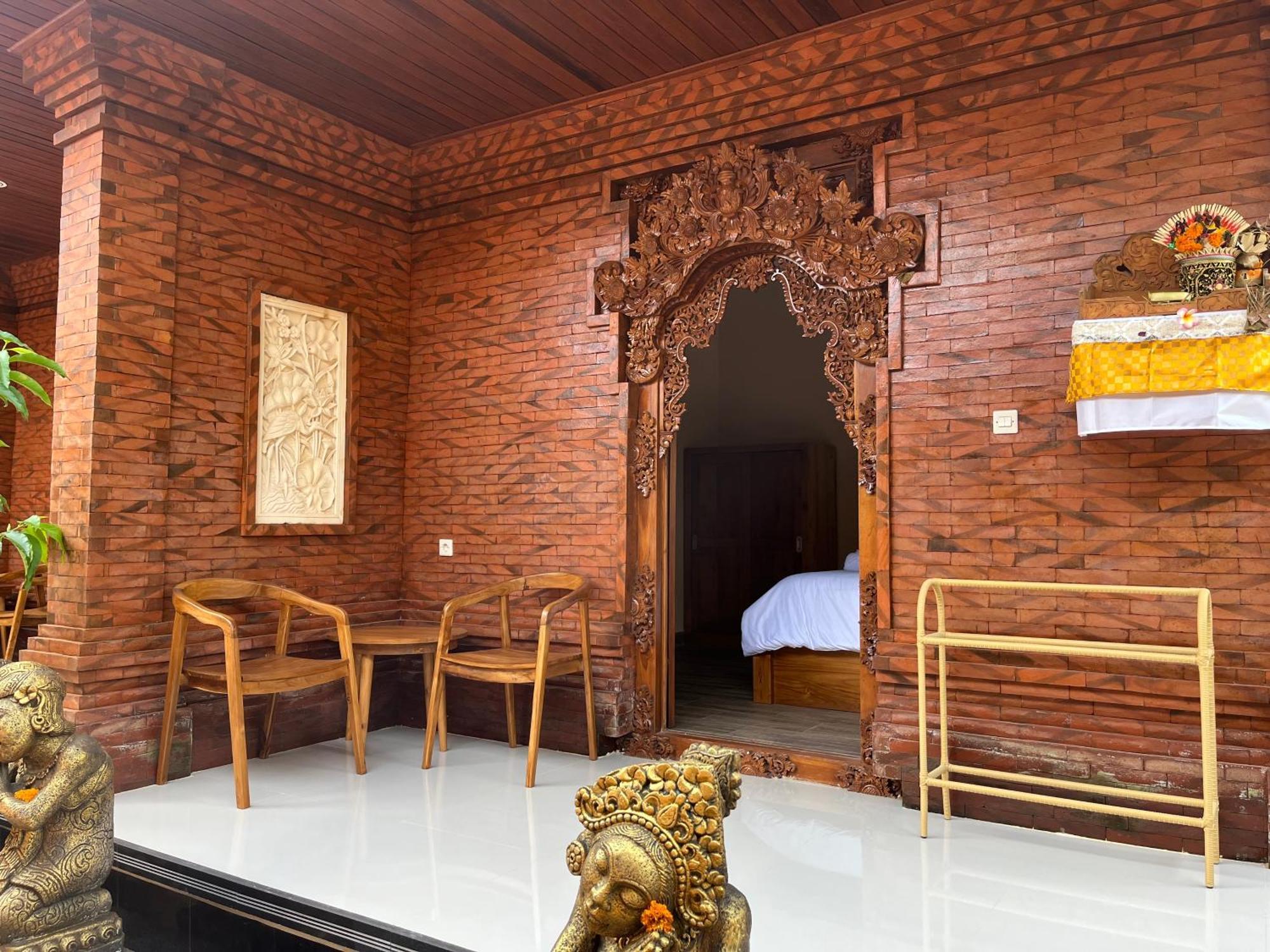 Ananda House Privatunterkunft